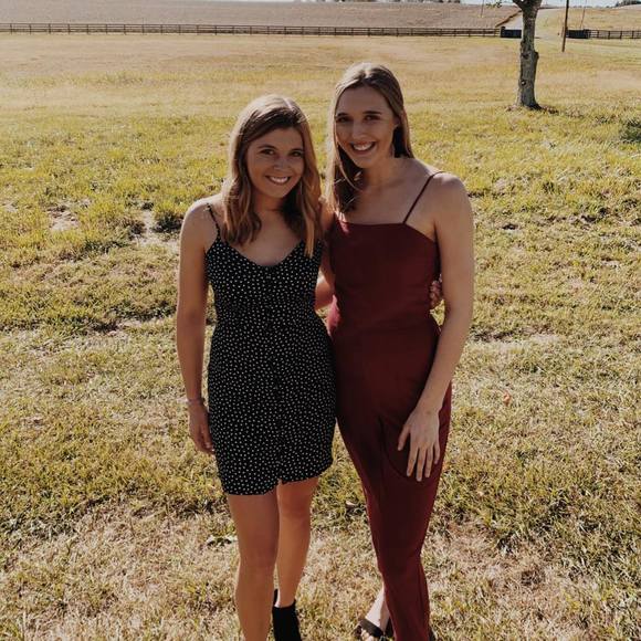 Meet your Posher, Natalie - Picture 1 of 1